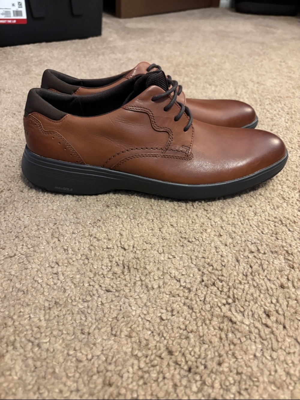 Rockport Men's Cognac Leather Derby Oxfords NWOT - Picture 4 of 7